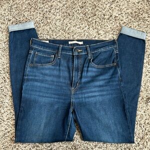 Levi’s Mile High Super Skinny Jeans